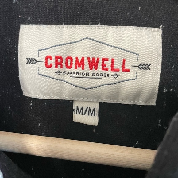 Cromwell Men’s Black w White Specks & White Pocket Short Sleeve Button Up Shirt - Picture 5 of 7